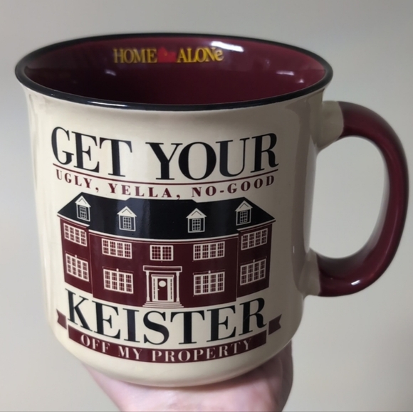 Home Alone GET YOUR UGLY YELLA NO GOOD KEISTER OFF MY PROPERTY Christmas Mug, XL - Picture 1 of 7